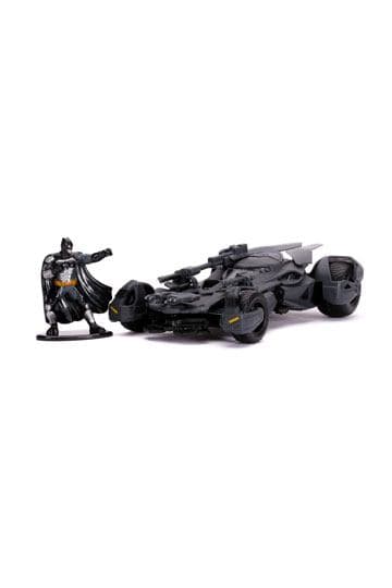 Justice League Hollywood Rides Diecast Model 1/32 Batmobile with Figure