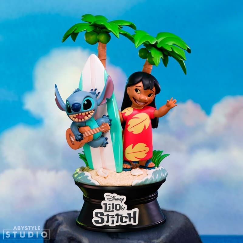DISNEY - Super Figure Collection SFC "Lilo & Stitch Surfboard" Statue 24 cm