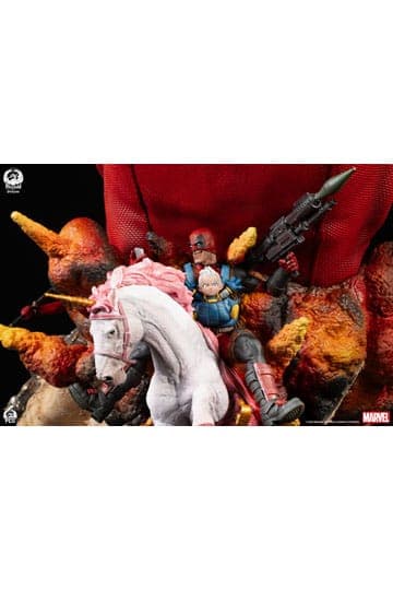 Marvel Fine Art Bust Deadpool Deluxe Edition 42 cm
