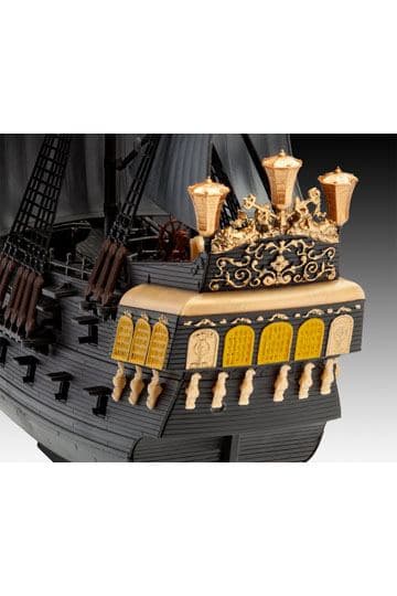 Pirates of the Caribbean Dead Men Tell No Tales Easy-Click Model Kit 1/150 Black Pearl 26 cm