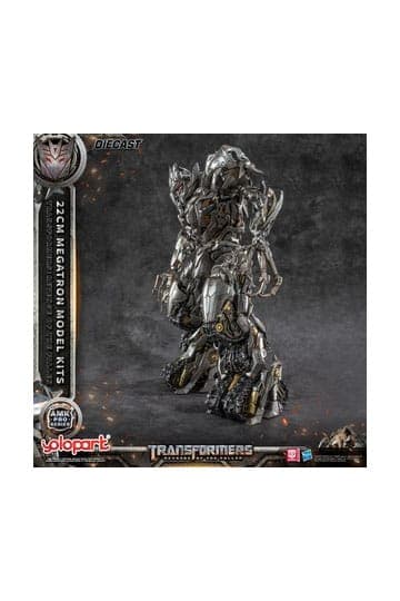 Transformers: Revenge of the Fallen AMK Pro Series Plastic Model Kit Megatron (Oversea Version) 22 cm