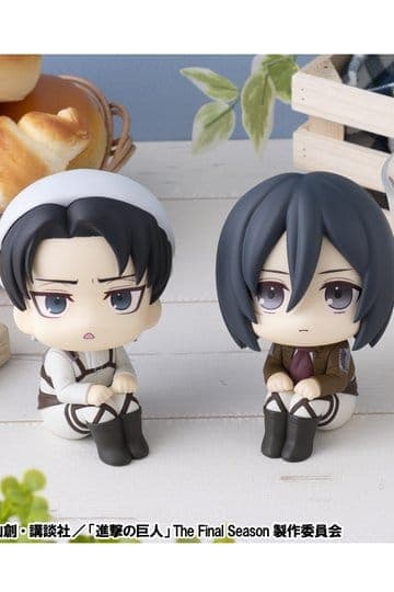 Attack on Titan Look Up PVC Statues Levi Cleaning up Ver. & Mikasa Ackerman (with gift) 11 cm