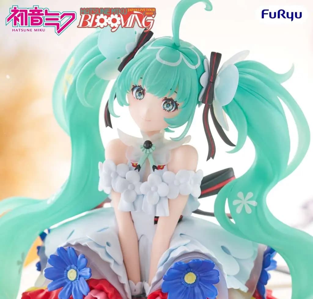 Hatsune Miku Japan Live Tour 2025 Blooming Noodle Stopper Figure 14 cm
