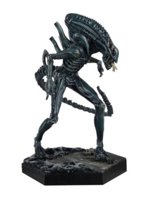 The Alien vs. Predator Collection Statue 1/16 Xenomorph Warrior 14 cm