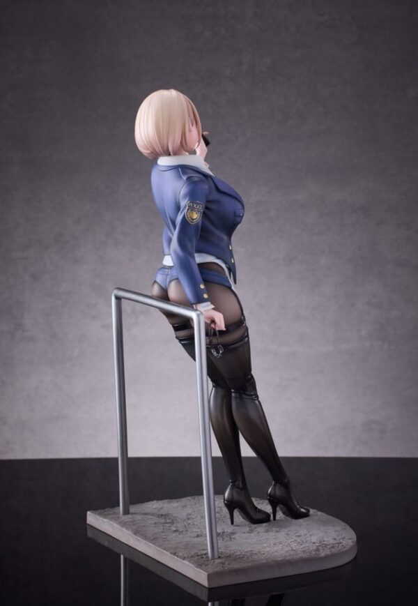 Original Illustration - Naughty Police Woman Illustration by CheLA77 Limited Edition - PVC Statue 1-6 27 cm