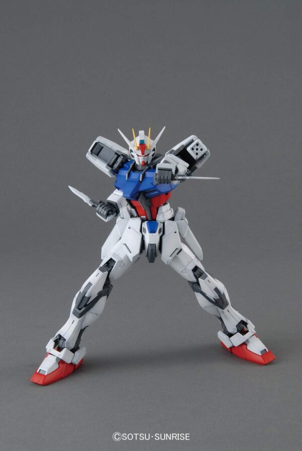 Bandai Model Kit Gunpla - Gundam Aile Strike Ver Rm - Master Grade MG 1/100