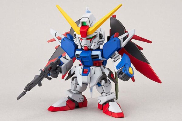 Bandai Model Kit Gunpla - Destiny Gundam - Sd Gundam Ex Standard 009 - ZGMF-X42S