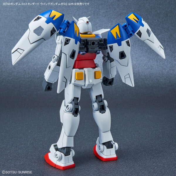 Bandai Model Kit Gunpla - Wing Gundam Zero - Sd Gundam Ex Standard 018 - XXXG-00W0