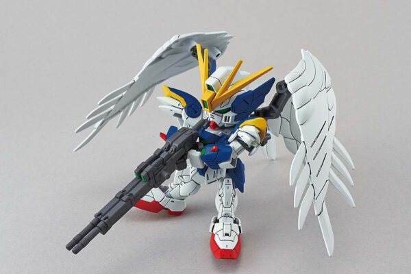 Bandai Model Kit Gunpla - Wing Gundam Zero Ew - Sd Gundam Ex Standard 004 - XXXG-00W0